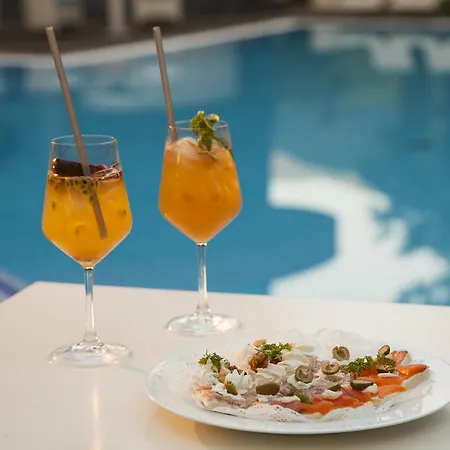 Hotel Nicolli Romantic - Adults Only