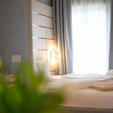 Nicolli Romantic - Adults Only Ξενοδοχείο Ρίβα ντελ Γκάρντα